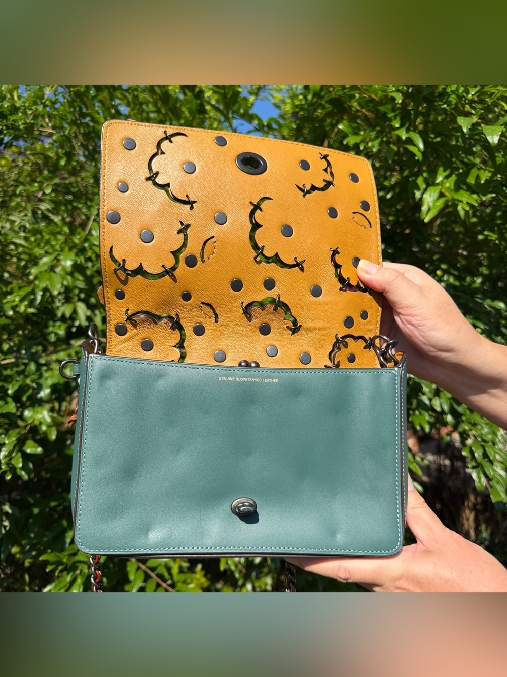COACH Dinky 24 With Linked Tea Rose 21585 - Picture 8 of 11
